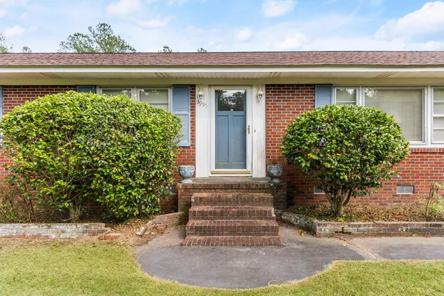 $365,000 | 9995 Lodge Highway, Lodge, SC 29082