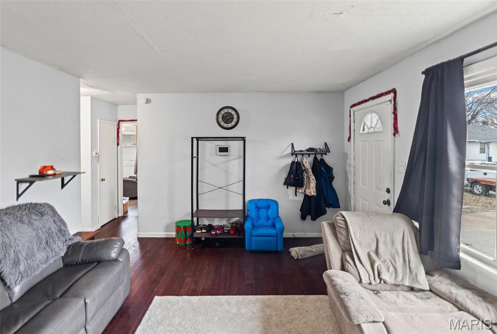 906 24th Street Granite City, IL 62040 - Photo 8 of 25