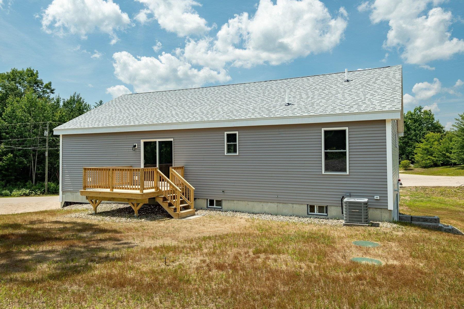 4 Hawthorne Road Ossipee, NH 03864 - Photo 3 of 27