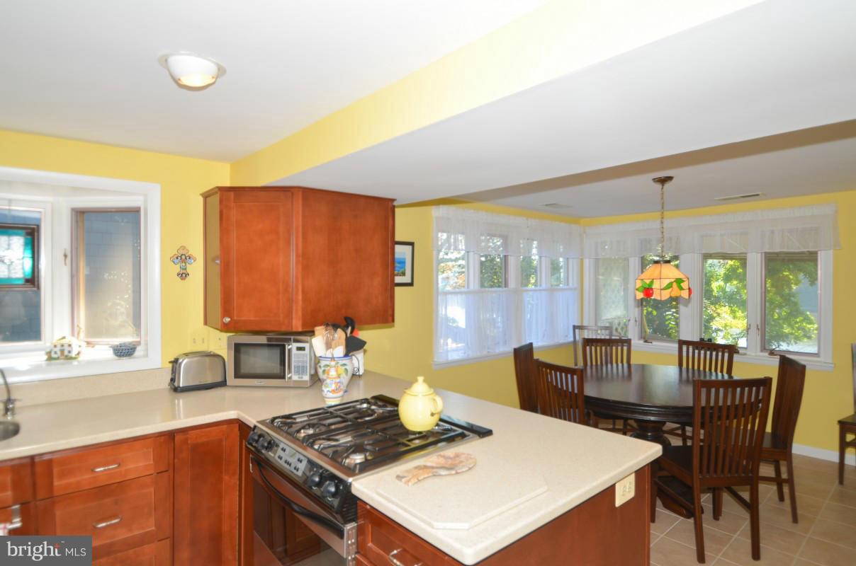499 Broadwater Road Arnold, MD 21012 - Photo 18 of 30 Kitchen