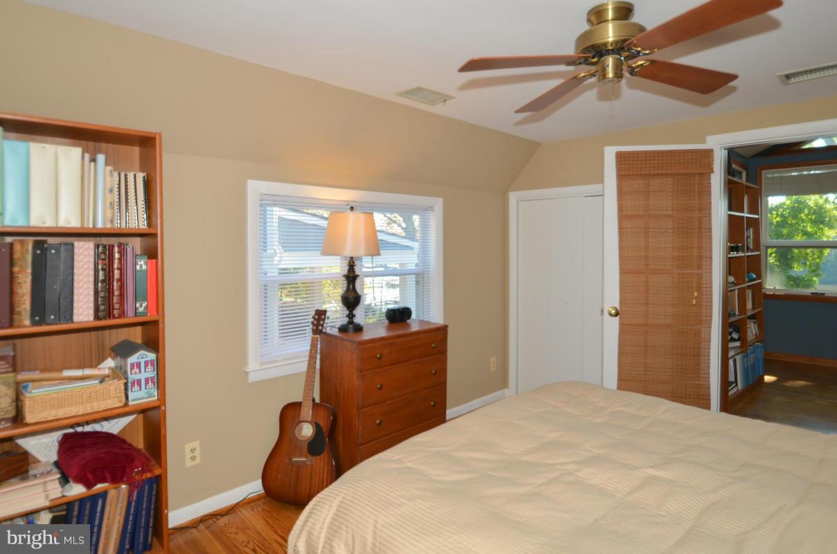 499 Broadwater Road Arnold, MD 21012 - Photo 23 of 30 Bedroom