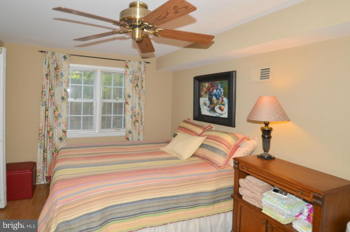 499 Broadwater Road Arnold, MD 21012 - Photo 25 of 30 Bedroom