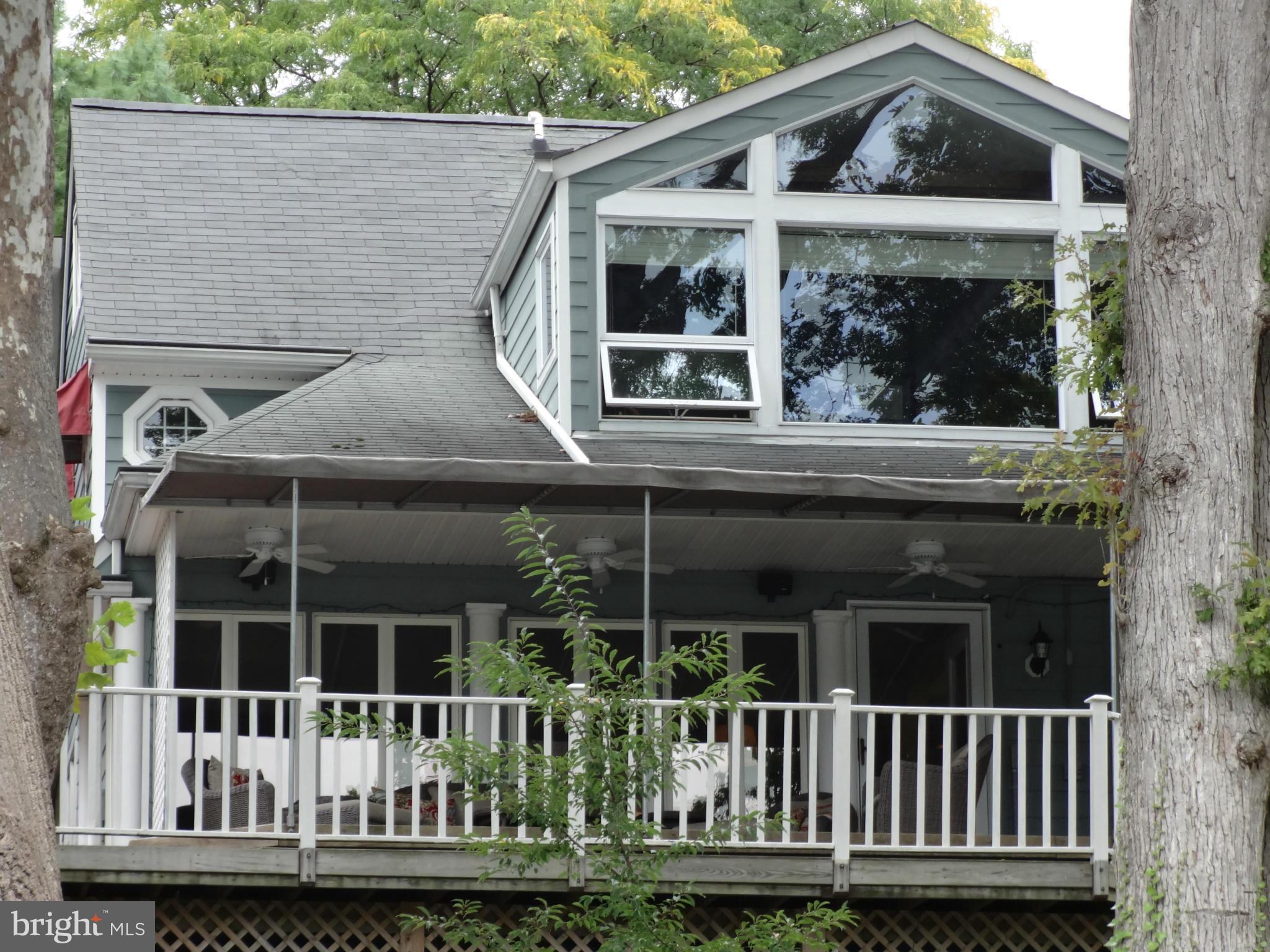 499 Broadwater Road Arnold, MD 21012 - Photo 10 of 30 Exterior (Rear)