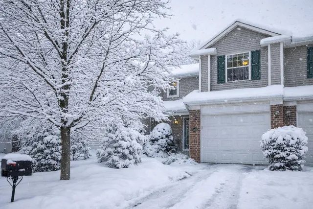 $289,900 | 3498 South Lyn Haven Drive Southeast, Unit 69, Grand Rapids, MI 49512