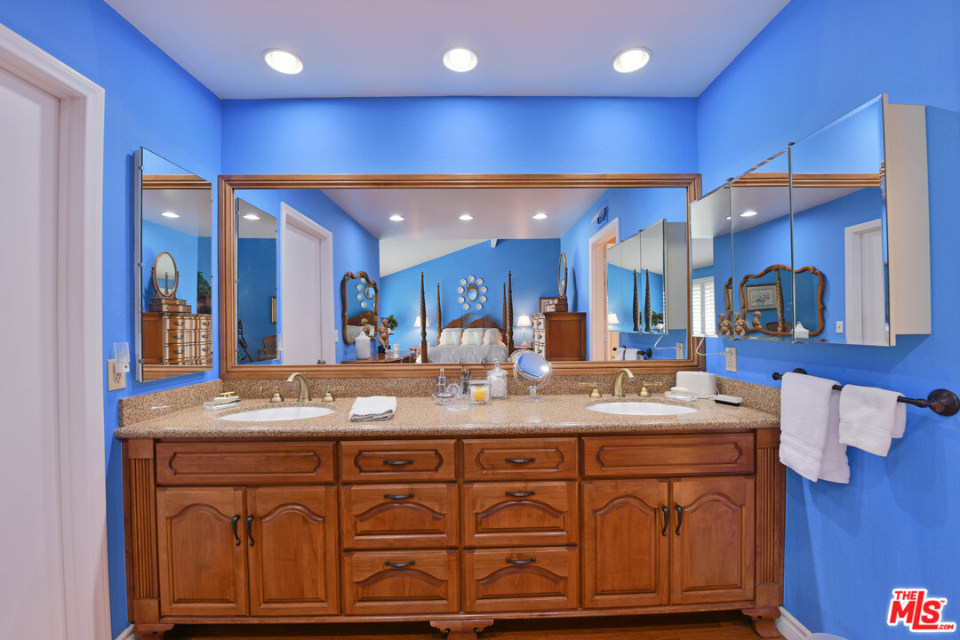 6317 Ridgeglade Court Rancho Palos Verdes, CA 90275 - Photo 14 of 33
