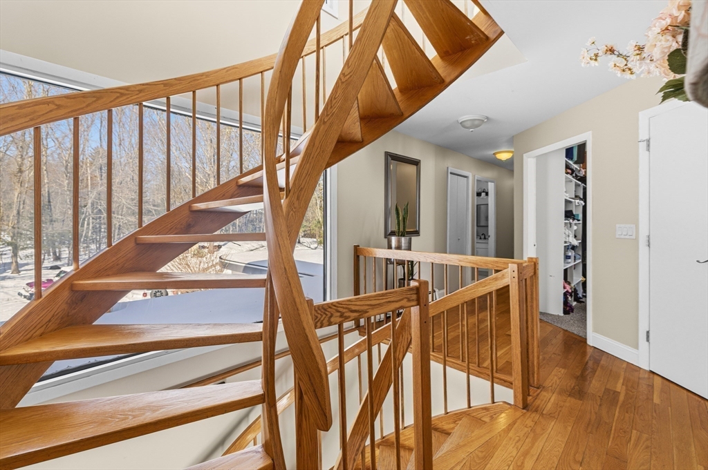 95 Ramshorn Road Dudley, MA 01571 - Photo 30 of 42 a view of entryway