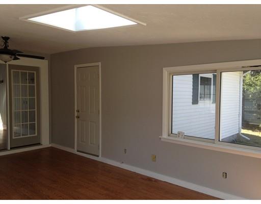 25 Healy Road Worcester, MA 01603 - Photo 6 of 27 Gallery Image 6