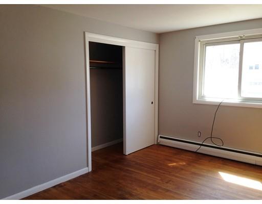 25 Healy Road Worcester, MA 01603 - Photo 8 of 27 Gallery Image 8