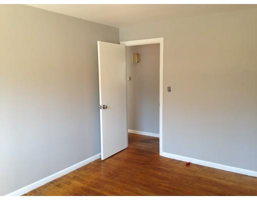 25 Healy Road Worcester, MA 01603 - Photo 9 of 27 Gallery Image 9