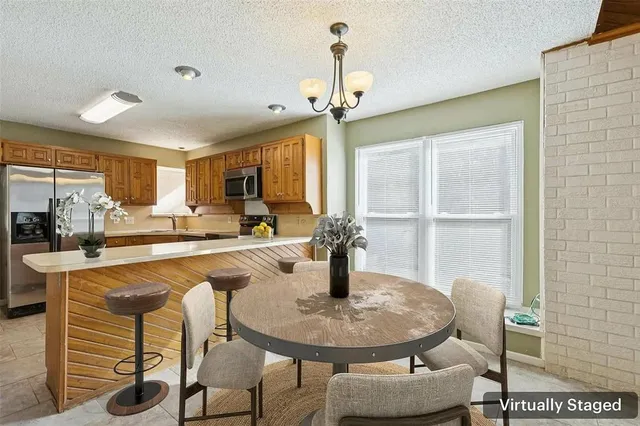 $2,200 | 904 Rusk Drive, Euless, TX 76039