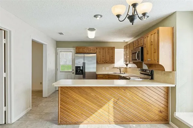 $2,200 | 904 Rusk Drive, Euless, TX 76039