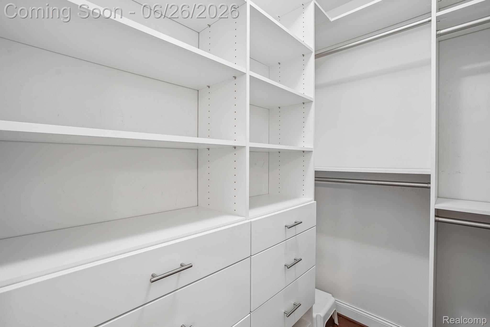 42832 Cardinal Way Novi, MI 48375 - Photo 39 of 47 39-web-or-mls-Cardinal Way 47-S2506-039.jpg