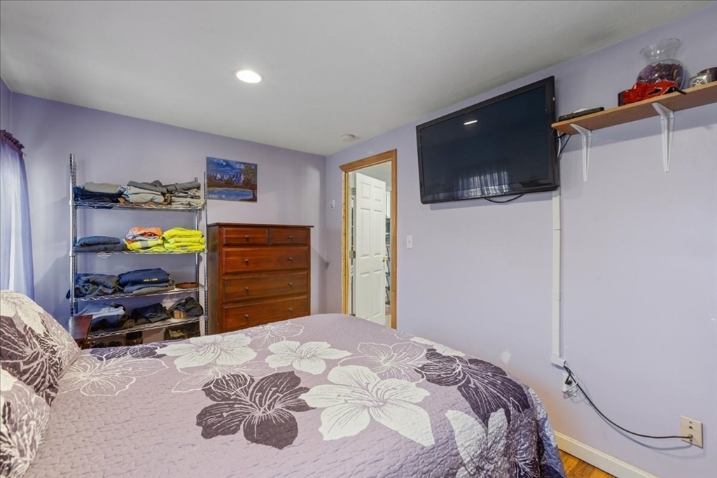 6 Exeter Place Billerica, MA 01821 - Photo 25 of 40 Gallery Image 25