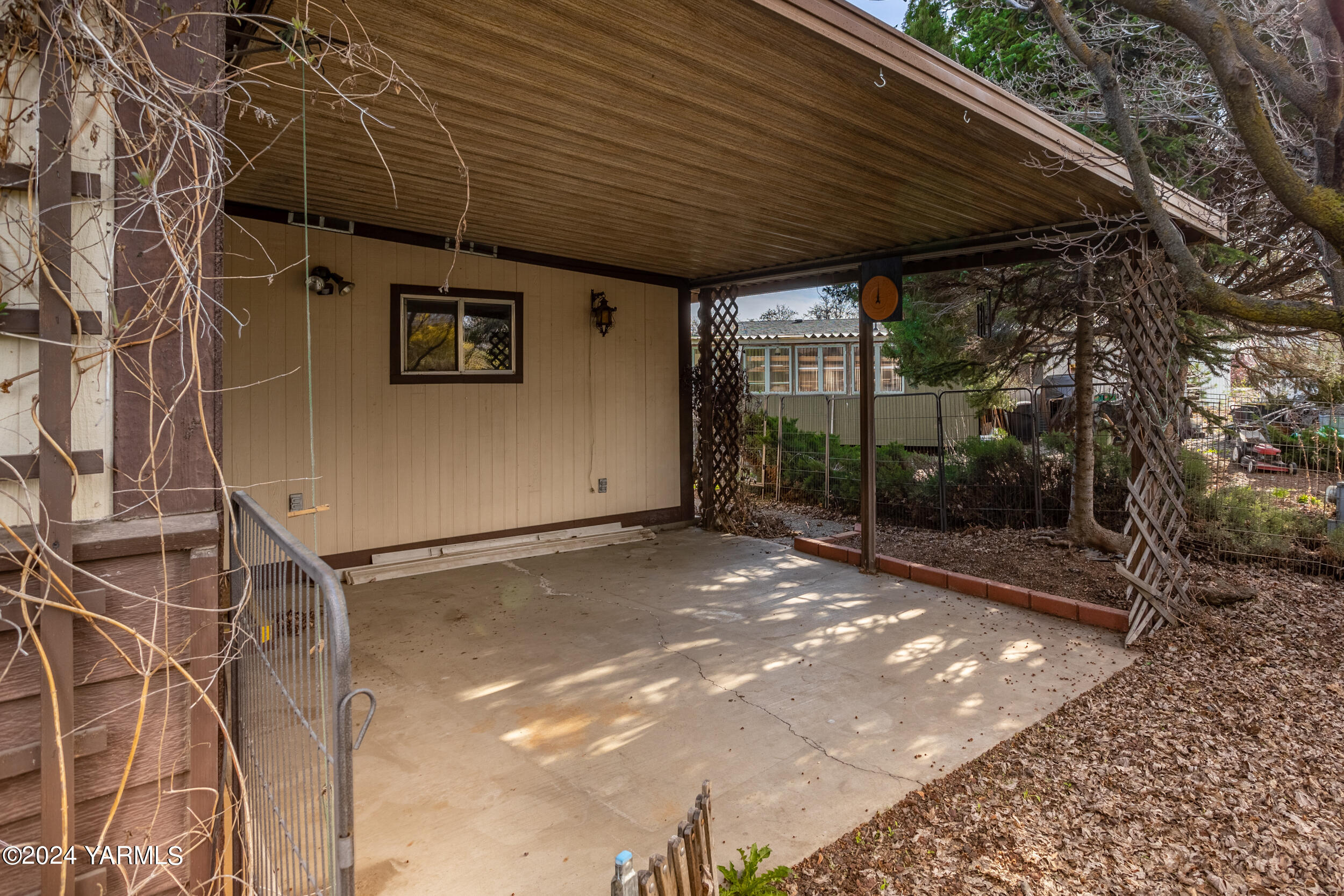 3701 Gun Club Road, Unit 28 Yakima, WA 98901 - Photo 19 of 28 a view of a porch