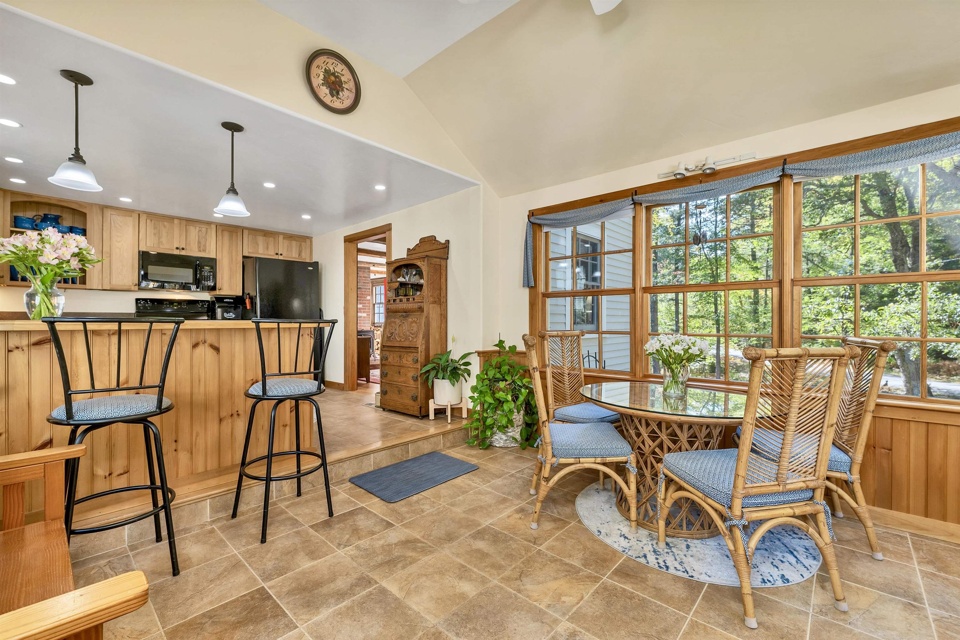 19 Cotton Mountain Road Wolfeboro, NH 03894 - Photo 11 of 60