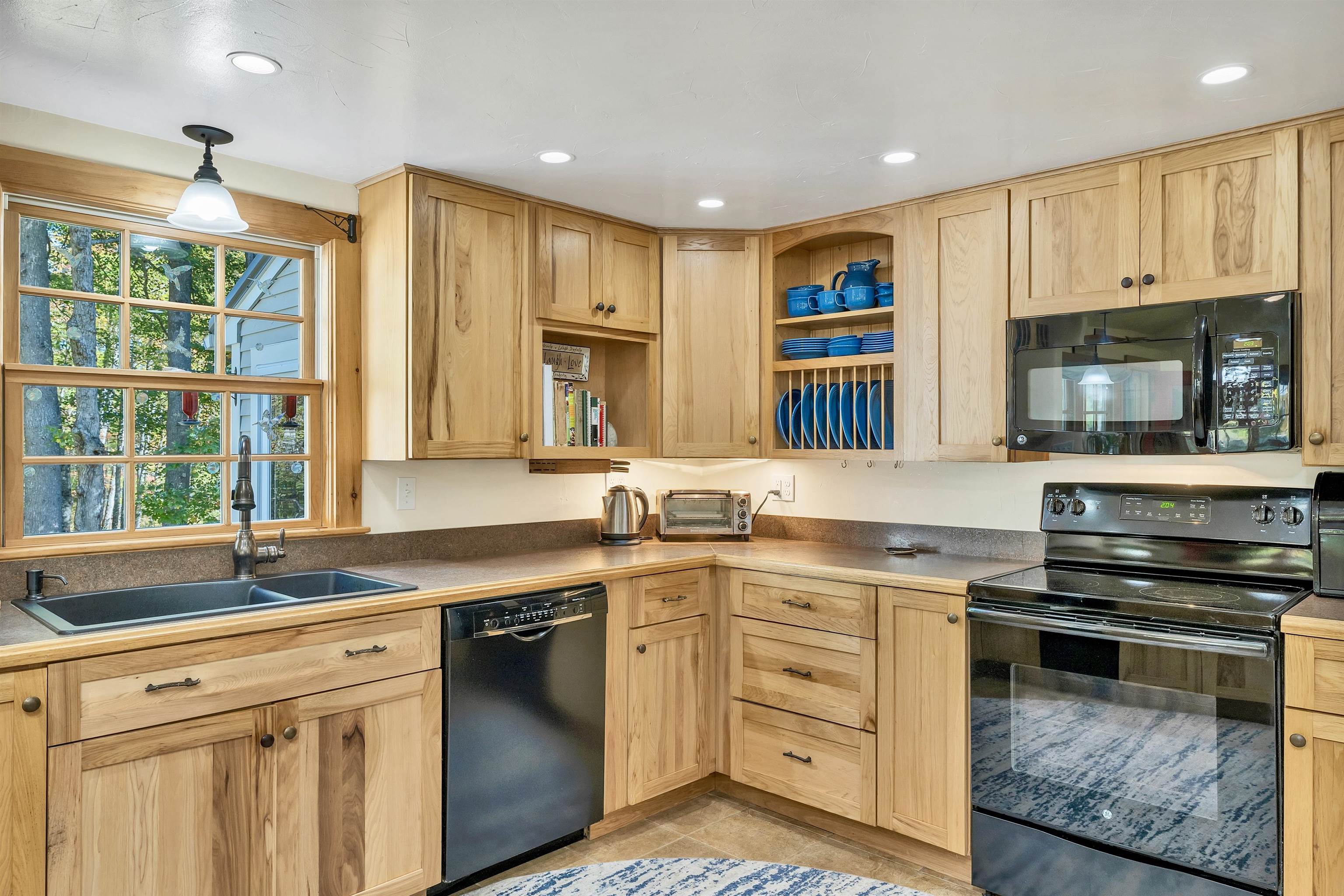 19 Cotton Mountain Road Wolfeboro, NH 03894 - Photo 14 of 60