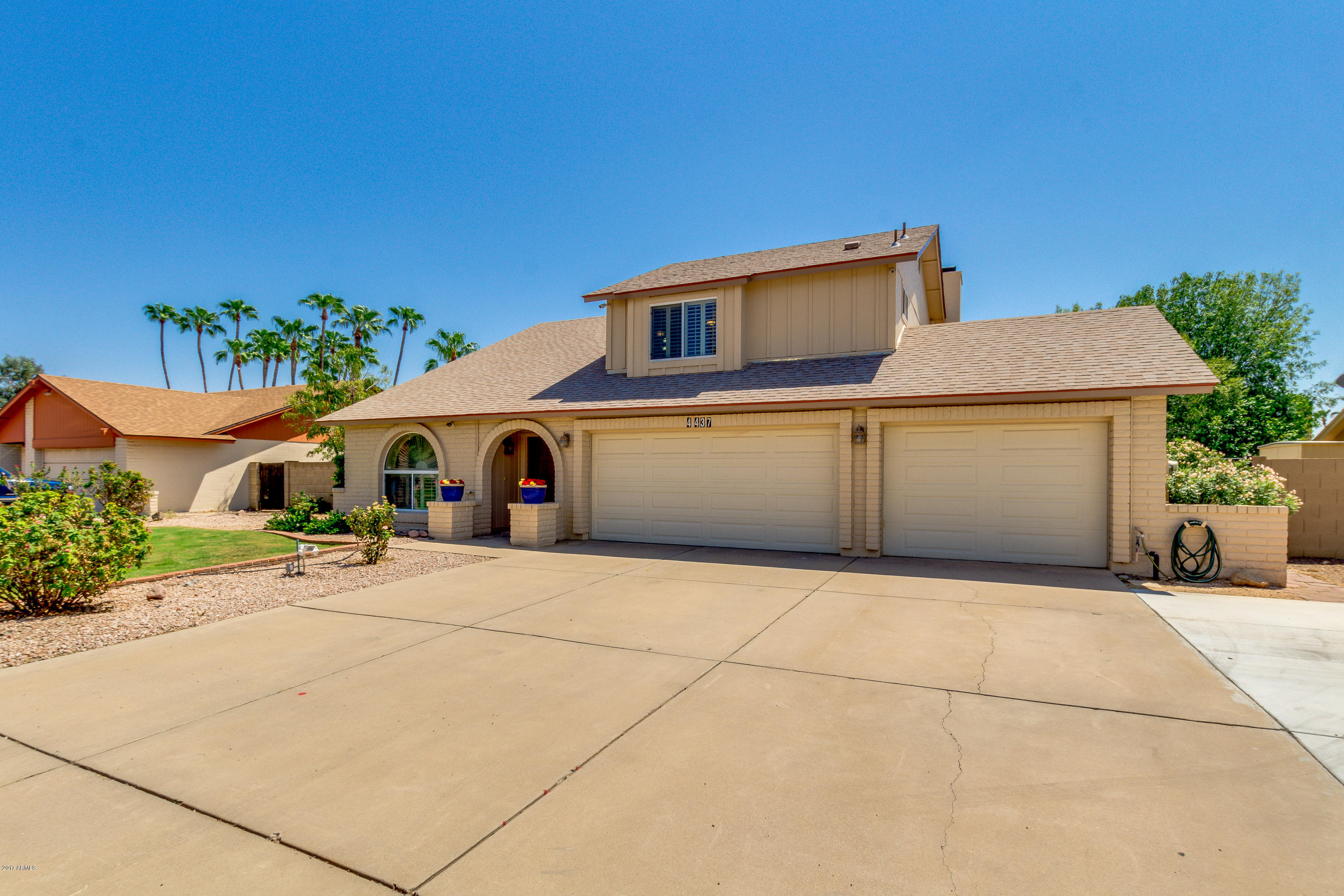 4437 East Grandview Road Phoenix, AZ 85032 - Photo 2 of 63 02-Grandview