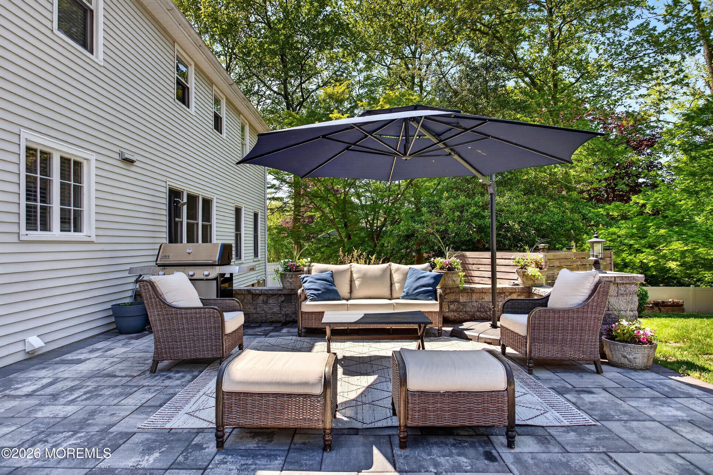 53 Heron Road Middletown, NJ 07748 - Photo 27 of 33 Pool Patio Lounge