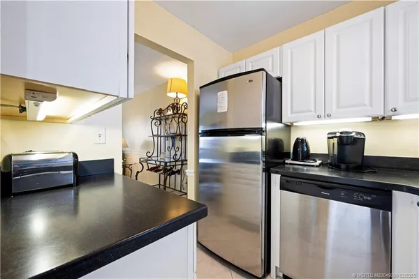 $129,900 | 1961 Southwest Palm City Road, Unit F, Stuart, FL 34994