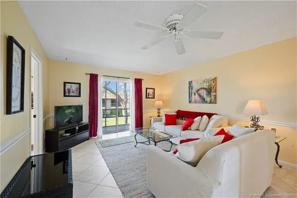 $129,900 | 1961 Southwest Palm City Road, Unit F, Stuart, FL 34994