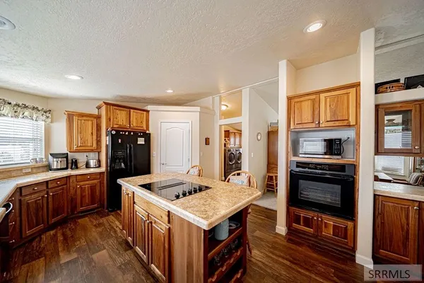 $205,000 | 2139 North Pinewood Drive, Idaho Falls, ID 83401