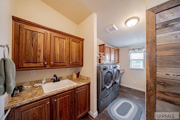 $205,000 | 2139 North Pinewood Drive, Idaho Falls, ID 83401