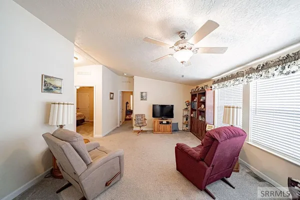$205,000 | 2139 North Pinewood Drive, Idaho Falls, ID 83401