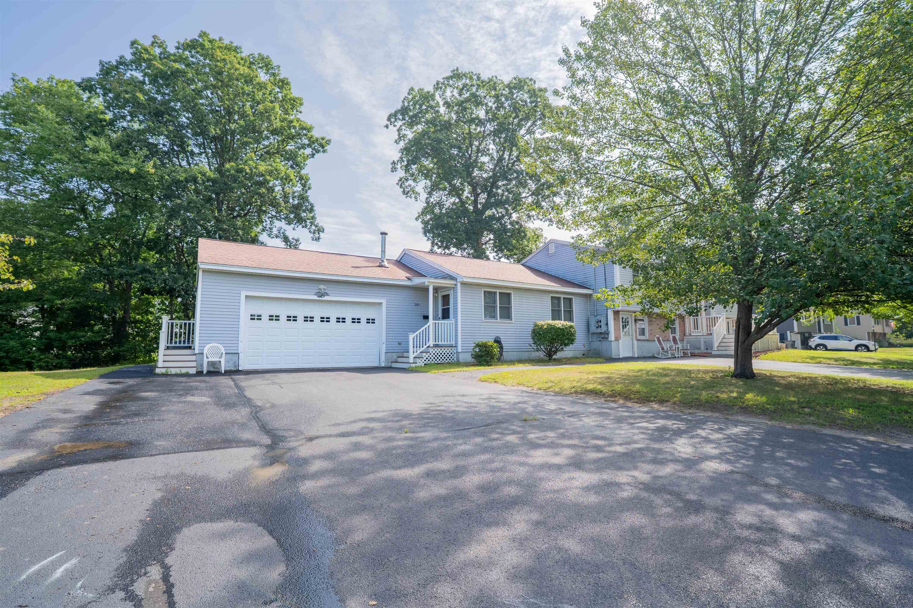 28 Chatham Circle Salem, NH 03079 - Photo 4 of 33