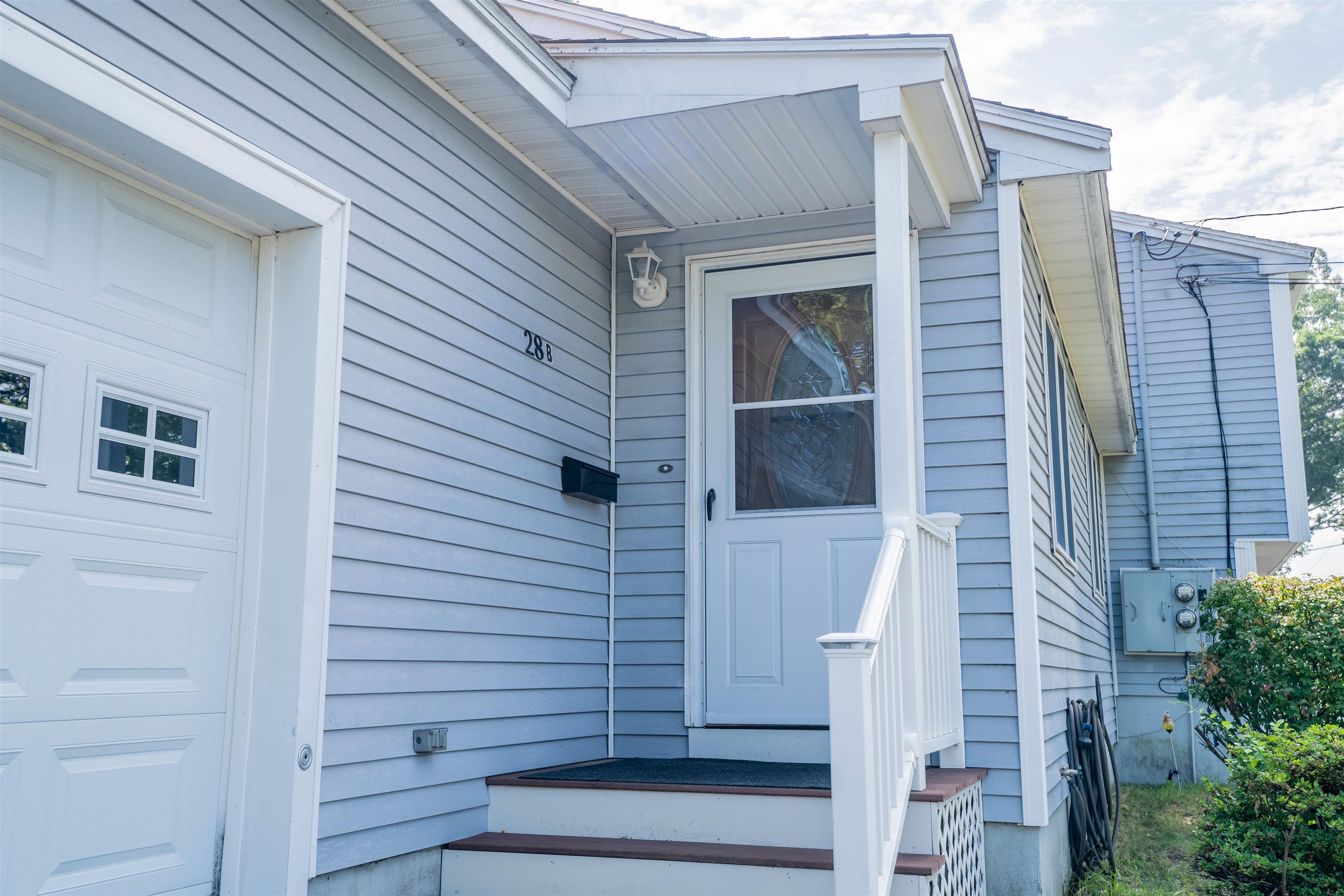 28 Chatham Circle Salem, NH 03079 - Photo 5 of 33