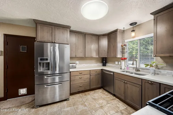 $470,000 | 164 West Hilgren Avenue, Hayden, ID 83835