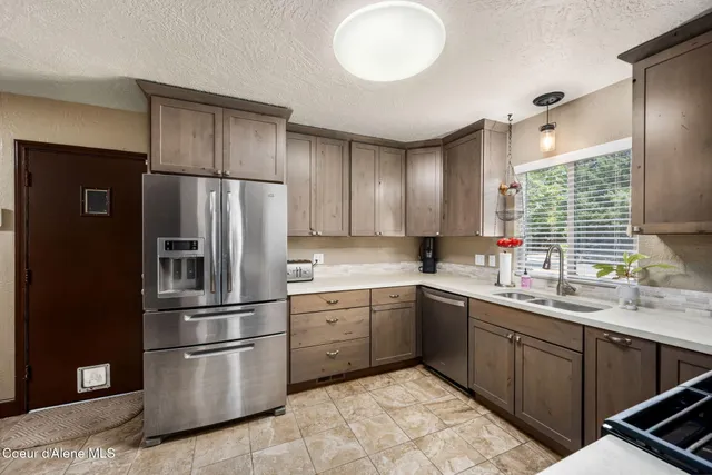 $470,000 | 164 West Hilgren Avenue, Hayden, ID 83835