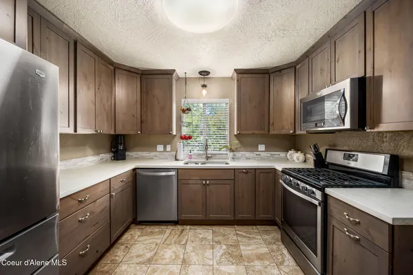 $470,000 | 164 West Hilgren Avenue, Hayden, ID 83835