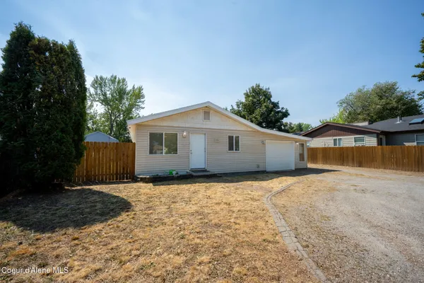 $460,000 | 164 West Hilgren Avenue, Hayden, ID 83835