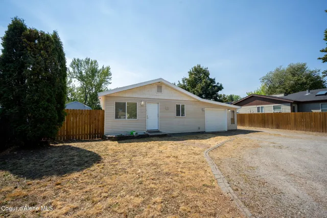 $470,000 | 164 West Hilgren Avenue, Hayden, ID 83835