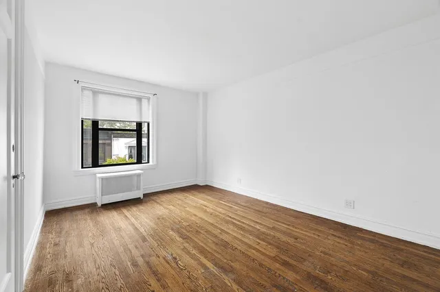 $1,599,000 | 41 West 82nd Street, Unit 6A | Upper West Side