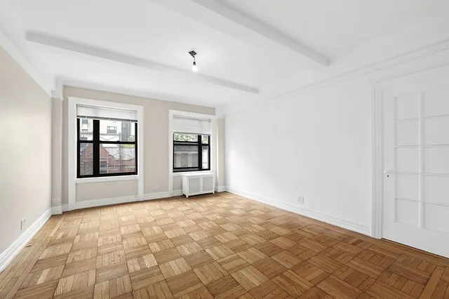 $1,599,000 | 41 West 82nd Street, Unit 6A | Upper West Side