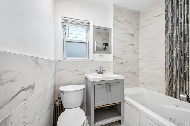 $939,000 | 215-11 111th Road | Bellaire Estates