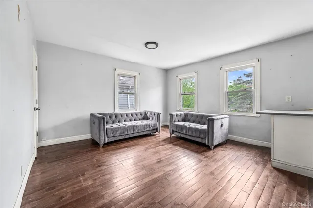 $939,000 | 215-11 111th Road | Bellaire Estates