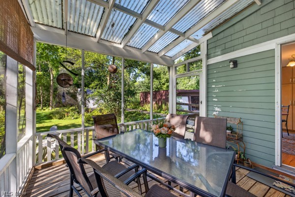 3389 East Monmouth Road Cleveland, OH 44118 - Photo 7 of 47 Enclosed Porch