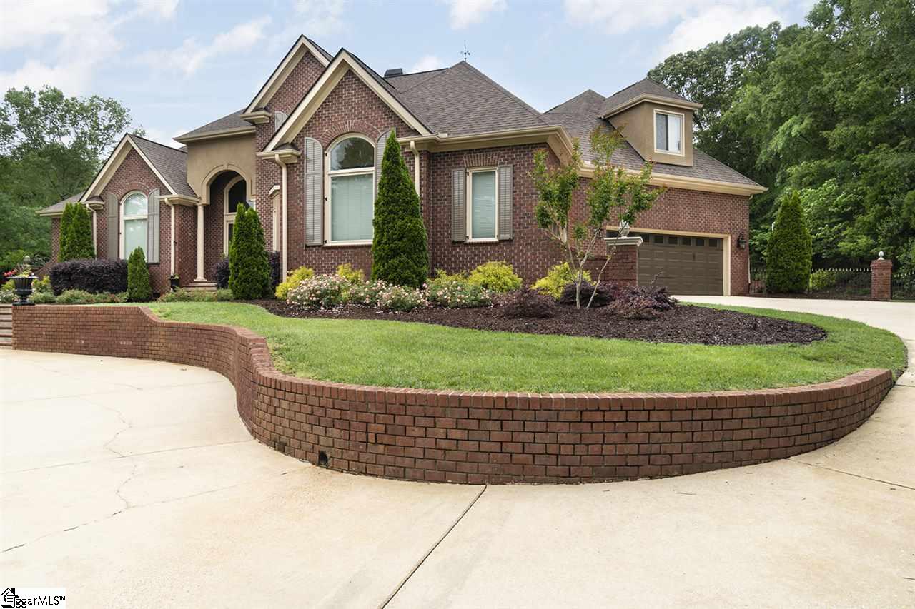 106 Powers Garden Road Simpsonville, SC 29681 - Photo 3 of 34 Gallery Image 3