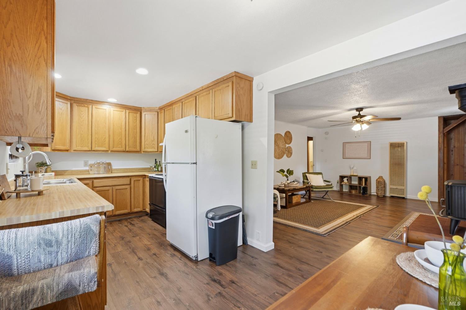 10607 River Road Forestville, CA 95436 - Photo 13 of 46