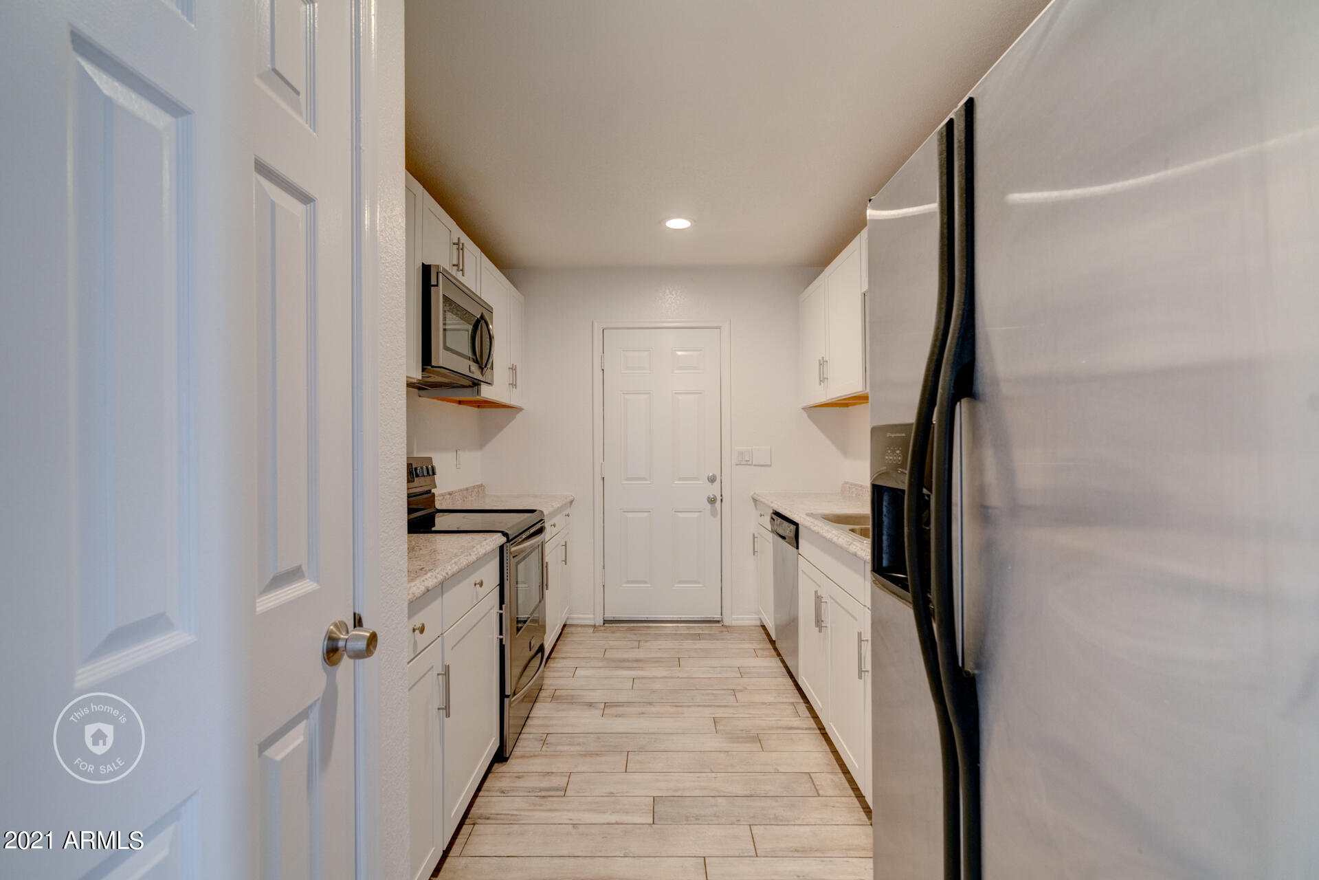131 East Danbury Road Phoenix, AZ 85022 - Photo 8 of 23 listing_7