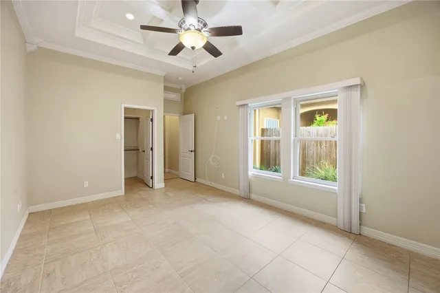 a view of entryway with a front door