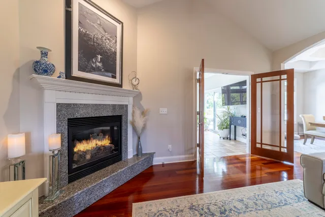 $975,000 | 493 North 414 East, Valparaiso, IN 46383