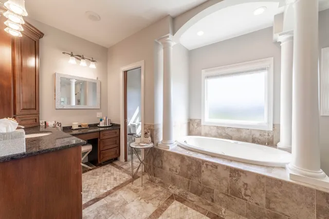 $975,000 | 493 North 414 East, Valparaiso, IN 46383