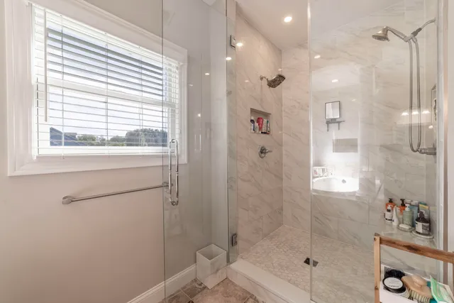 $975,000 | 493 North 414 East, Valparaiso, IN 46383