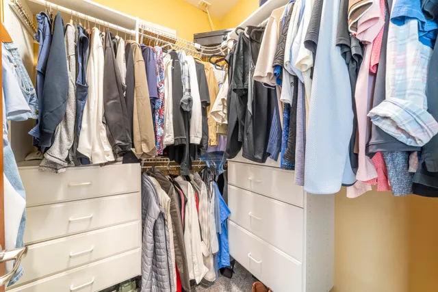 $975,000 | 493 North 414 East, Valparaiso, IN 46383