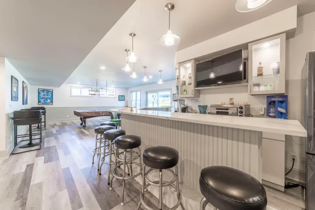 $975,000 | 493 North 414 East, Valparaiso, IN 46383