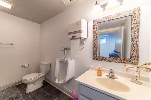 $850,000 | 493 North 414 East, Valparaiso, IN 46383