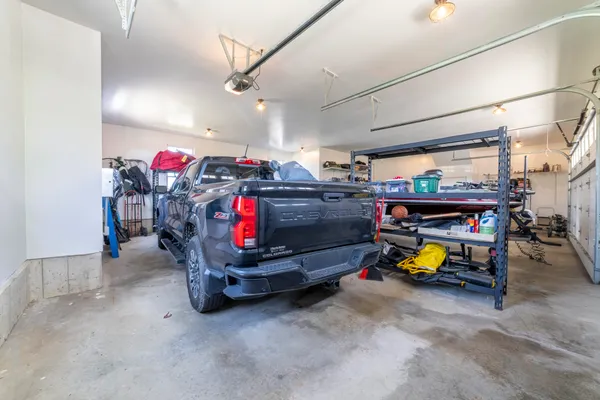 $850,000 | 493 North 414 East, Valparaiso, IN 46383